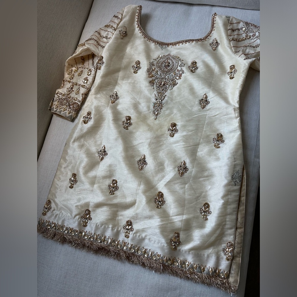 Shazak Malik Pakistani Indian Nikkah Wedding Outfit - Picture 9 of 15